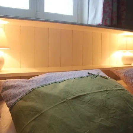 Maison D'hotes Le Quatorze Bed & Breakfast 3*