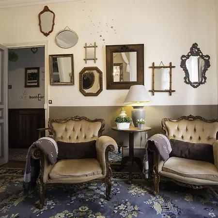 Maison D'hotes Le Quatorze Couette-café 3*